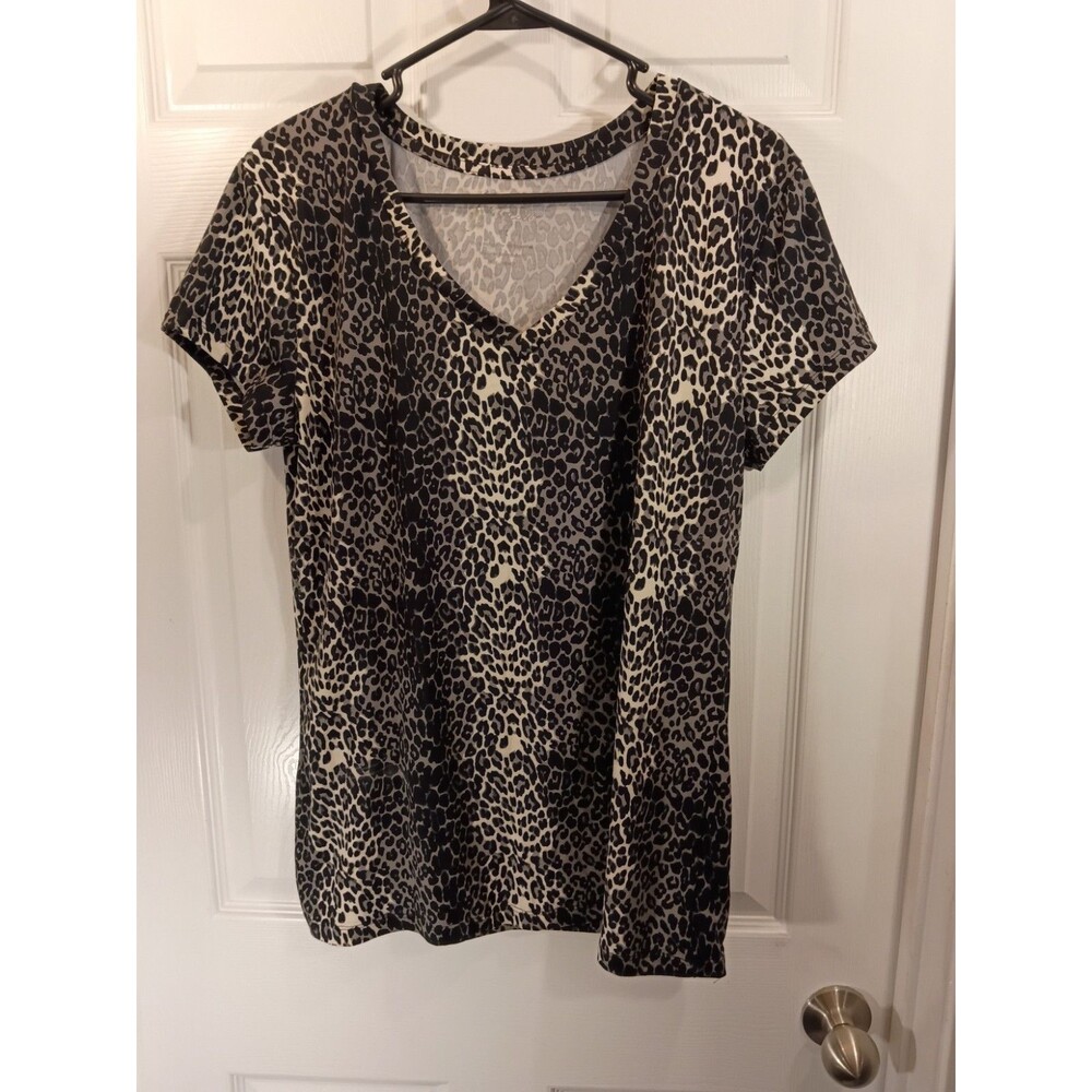 Splash Top Plus Size 1X Black And Gray Animal Print Short Sleeve